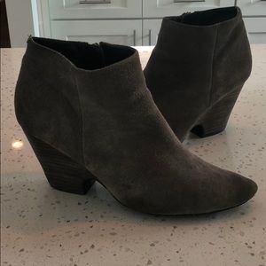 Kenneth Cole suede booties